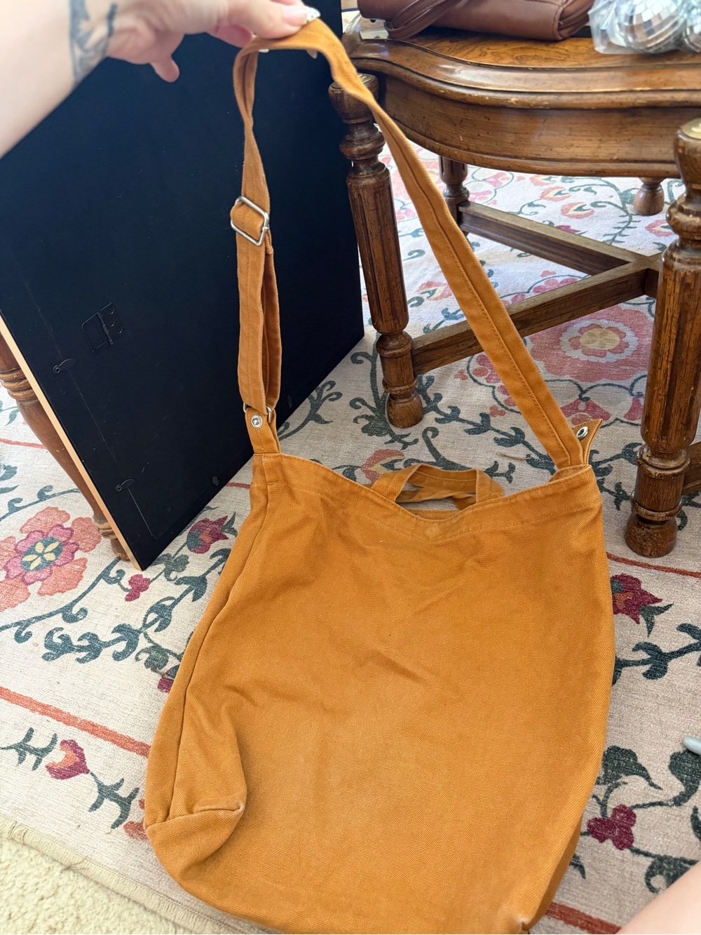 BAGGU Duck Bag in Mustard/ Canvas Shoulder Bag